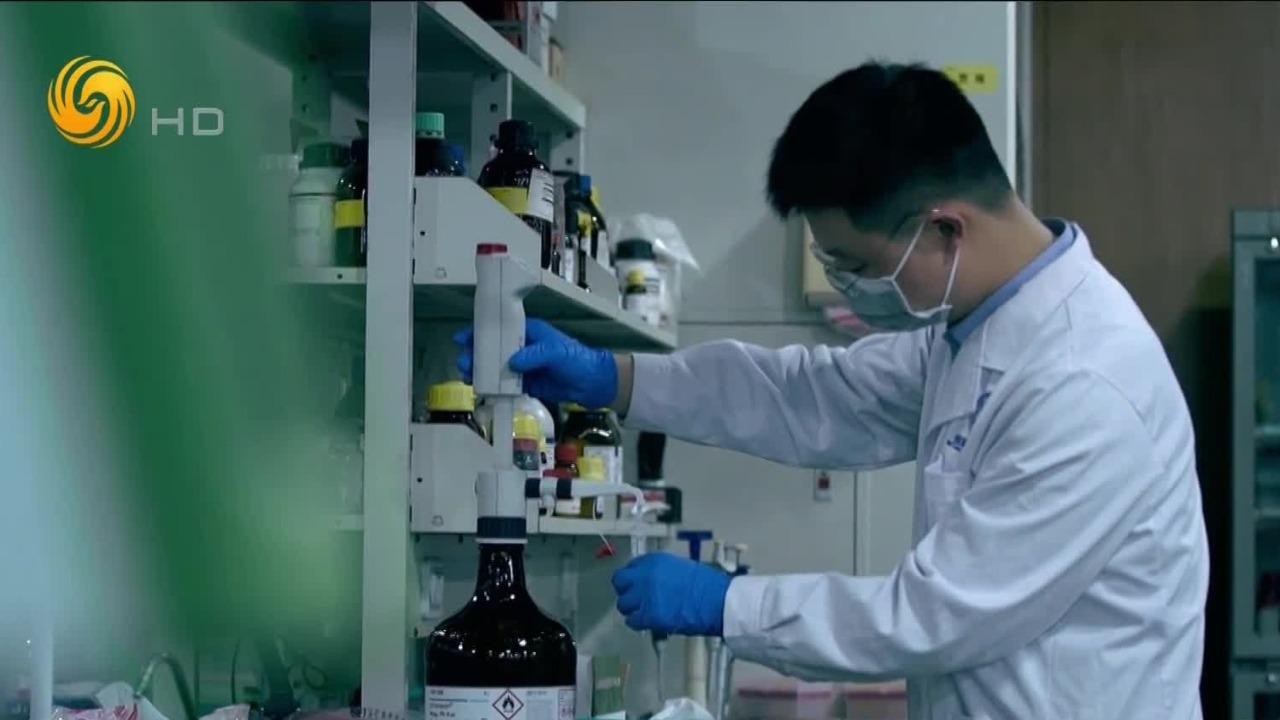 中国国家毒品实验室最先进的检测手段，为缉毒警察的案件侦破提供有力证据