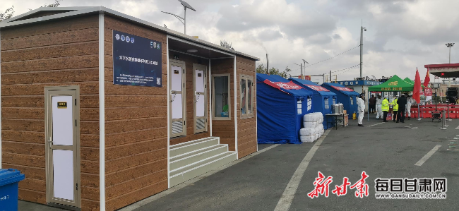 无水生物智慧马桶在高速路口疫情防控点安装使用