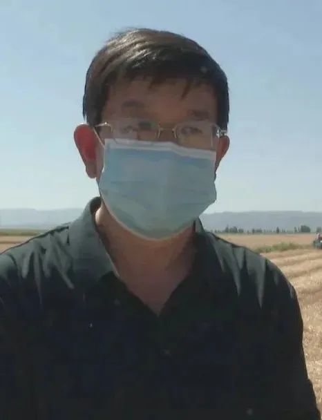 景泰县农业机械化服务中心一级主任科员 王立基