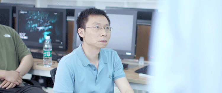 龚黎明指导学生