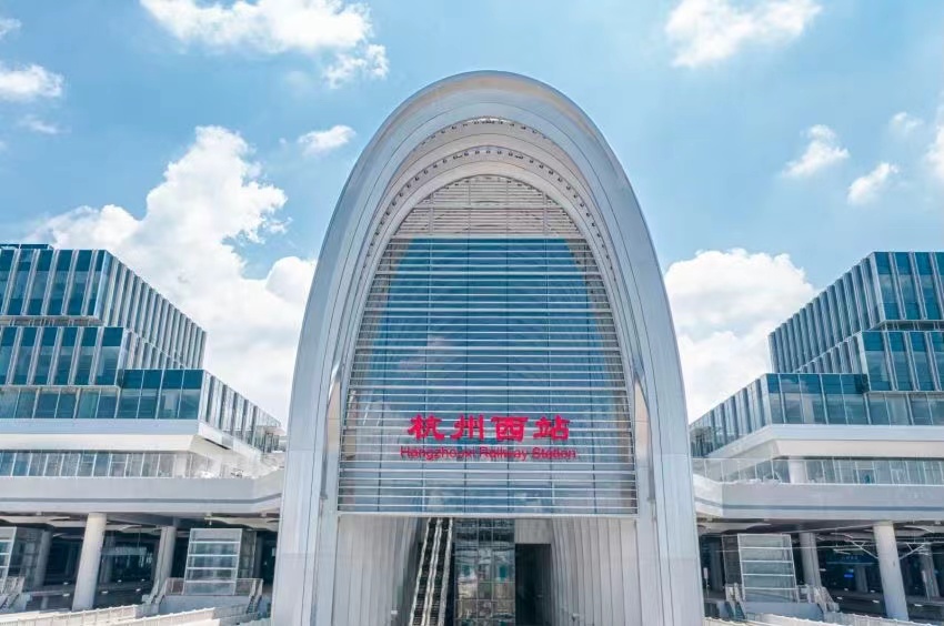 杭州西站本月具备投运条件 建筑面积约70多个足球场