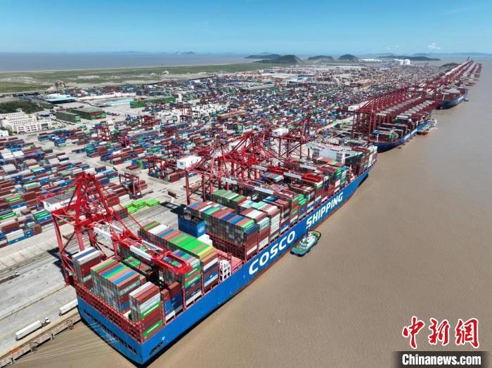 七月洋山深水港集装箱吞吐量近历史峰值