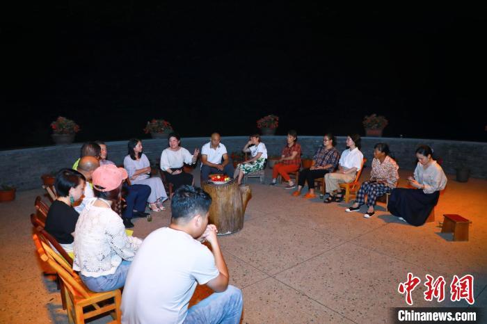 “初识红叶指南”夜话乡村运营的现场。　任保秋 摄