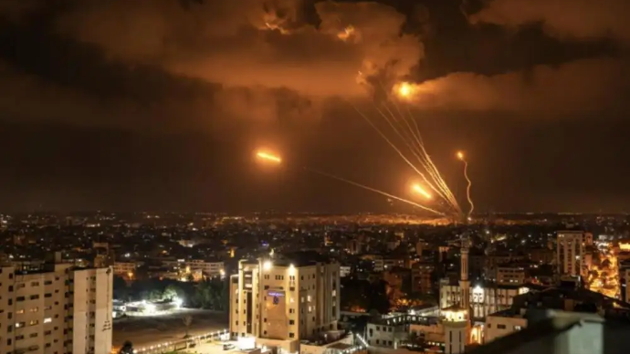 以色列空袭加沙地带多处目标 造成至少10人死亡