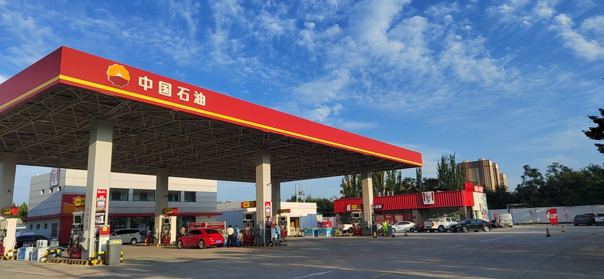 沧州首家中国石油加油站肯德基餐厅开业