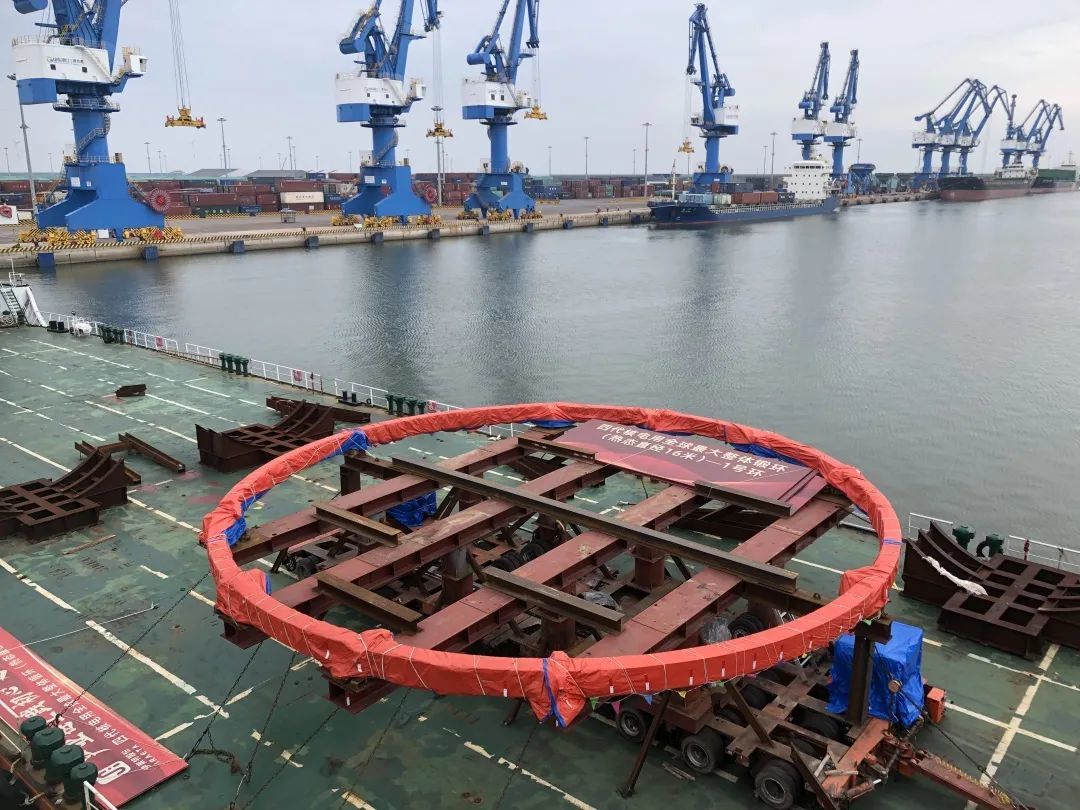 “世界第一圈”在潍坊港顺利完成装船作业