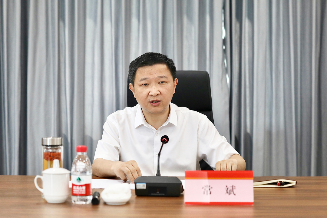常斌参加座谈交流。胡瑾 摄