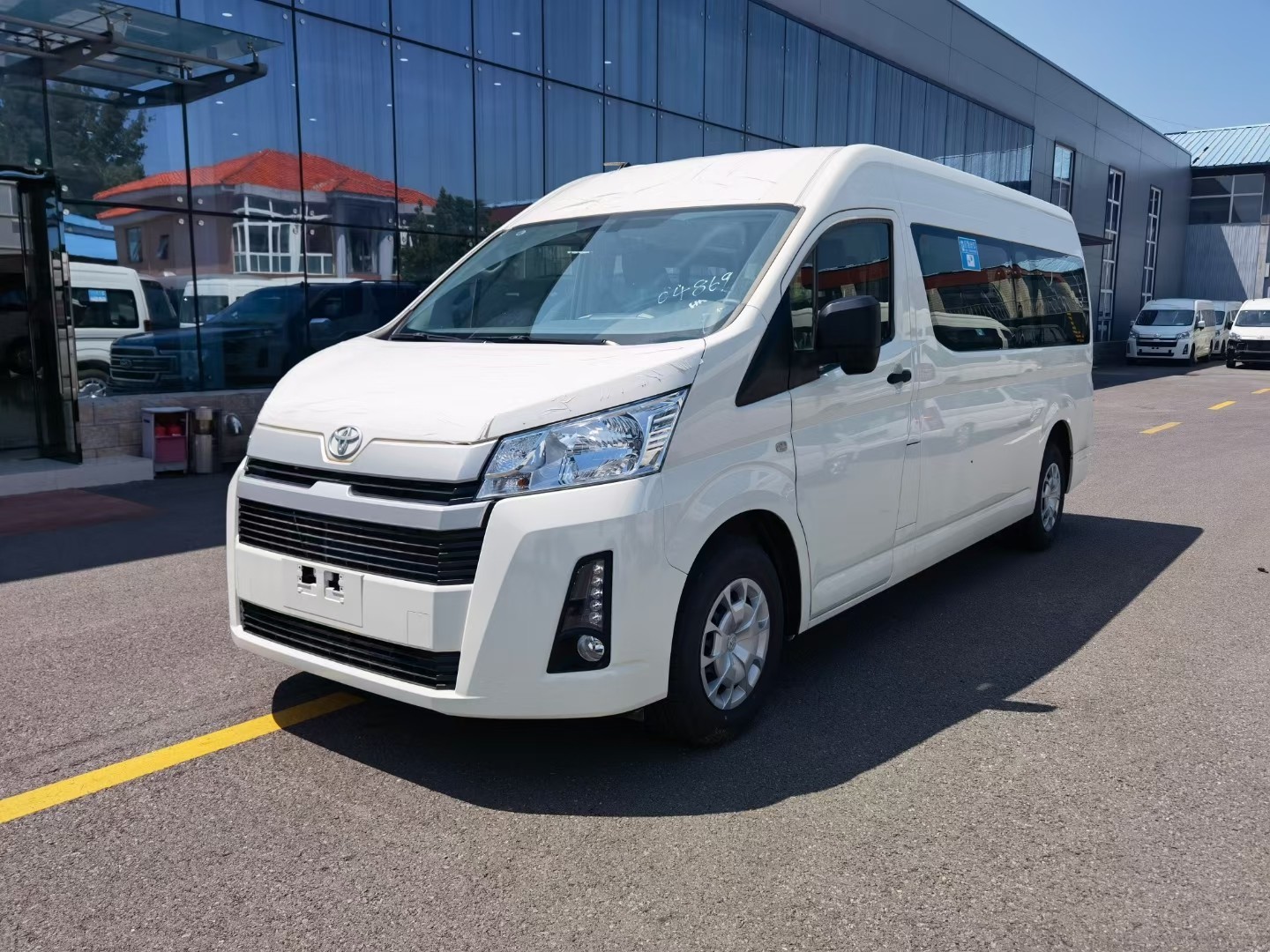 丰田海狮最新提车价格商务车优惠底价