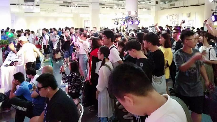 元气“凹凸世界only”2017年12月16日、17日在北京国艺美术馆举办
