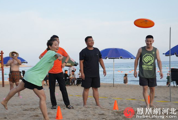 秦皇岛北戴河听海书屋创意营地解锁沙滩文化新风尚