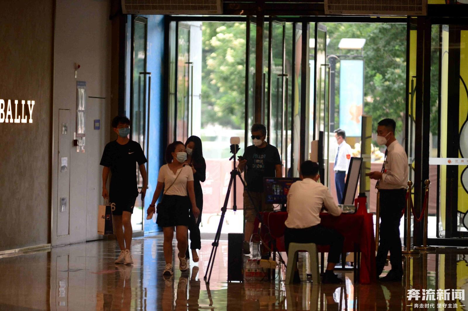 咥一碗“牛大”回归烟火气：堂食不了还得“兜着走”