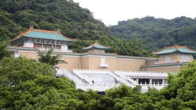 岛内传台当局要将故宫文物送美日“保护” 台北故宫方面支吾