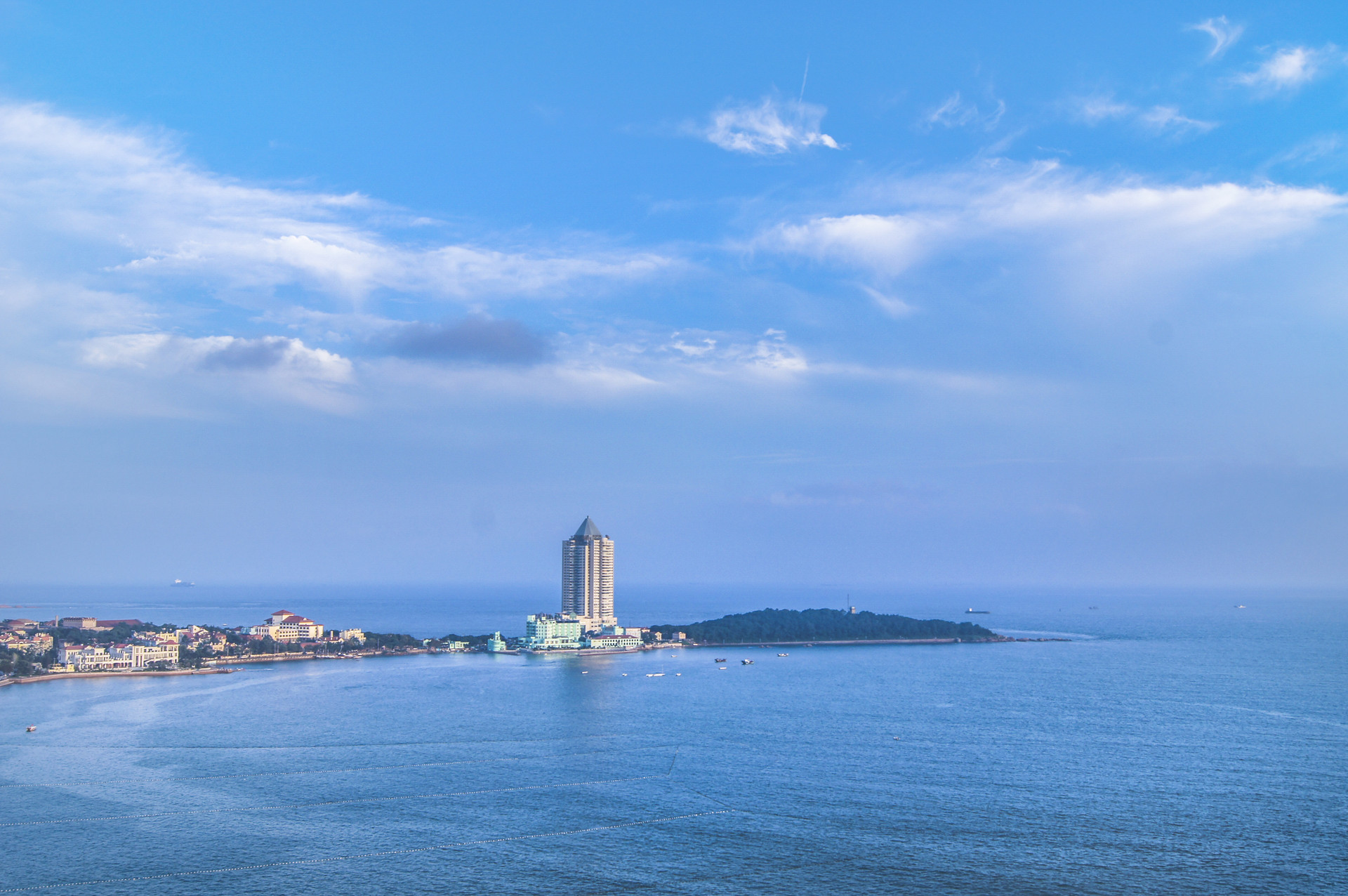 提升青岛旅游服务质量 助力宜居高品质湾区城市建设