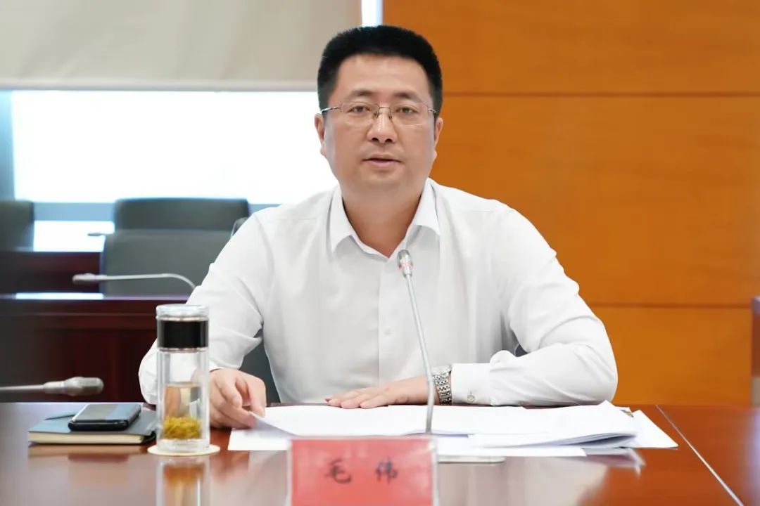 高新区党工委书记毛伟抓紧抓实文明典范城市创建各项工作