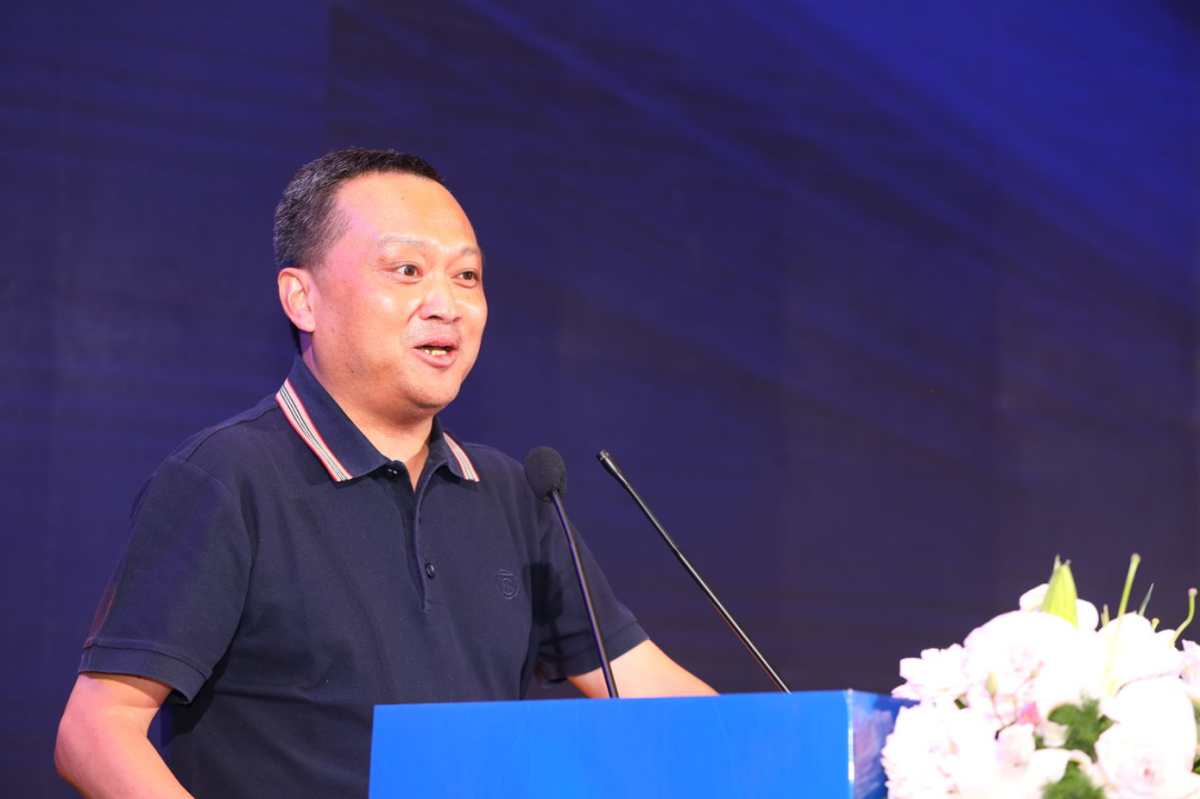 河南盛林董事长涂建胜在致辞中首先表达了对与会嘉宾的欢迎和感谢