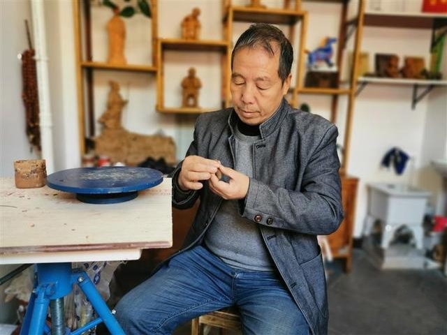 一双巧手一团泥巴 陇原艺人“活现”百态传承非遗
