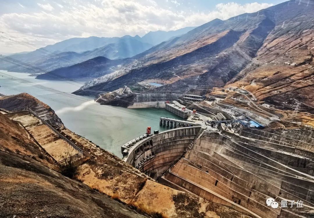 水电大省四川热到缺电 宁德时代都被迫停产了 第1张-心情说说 水电大省四川热到缺电 宁德时代都被迫停产了