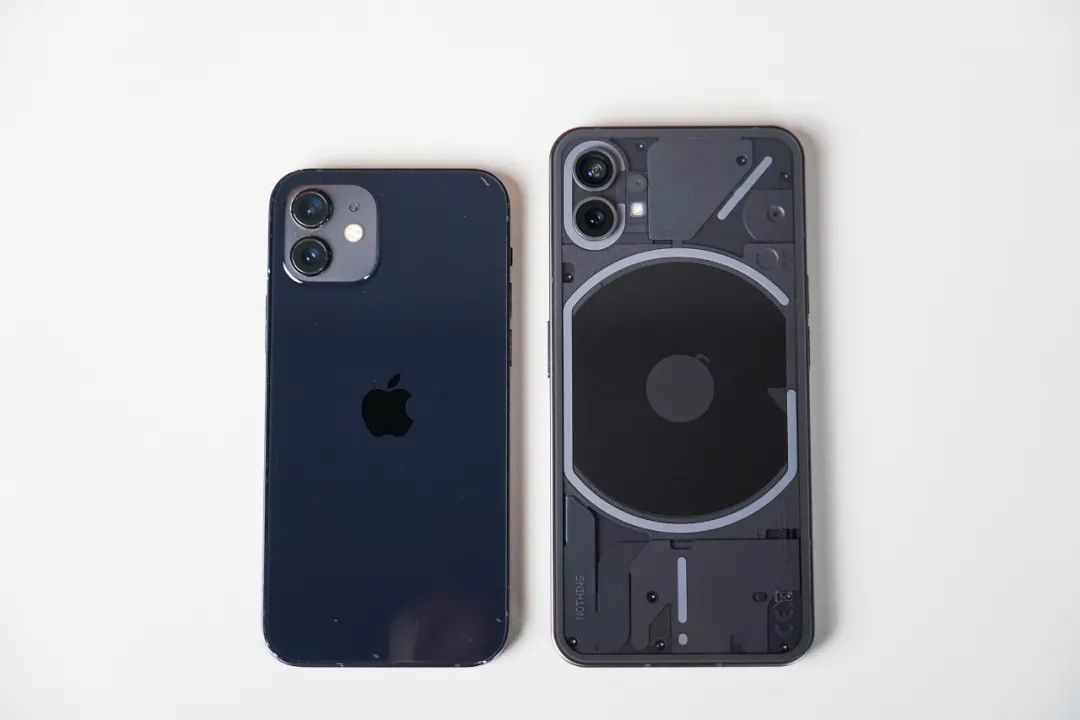 加价2000块!透明发光iPhone火遍全球 体验后劝你别买 第3张-心情说说 加价2000块!透明发光iPhone火遍全球 体验后劝你别买 第3张