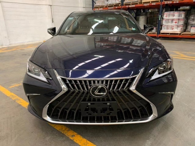 22款雷克萨斯es250仅售30多万的suv