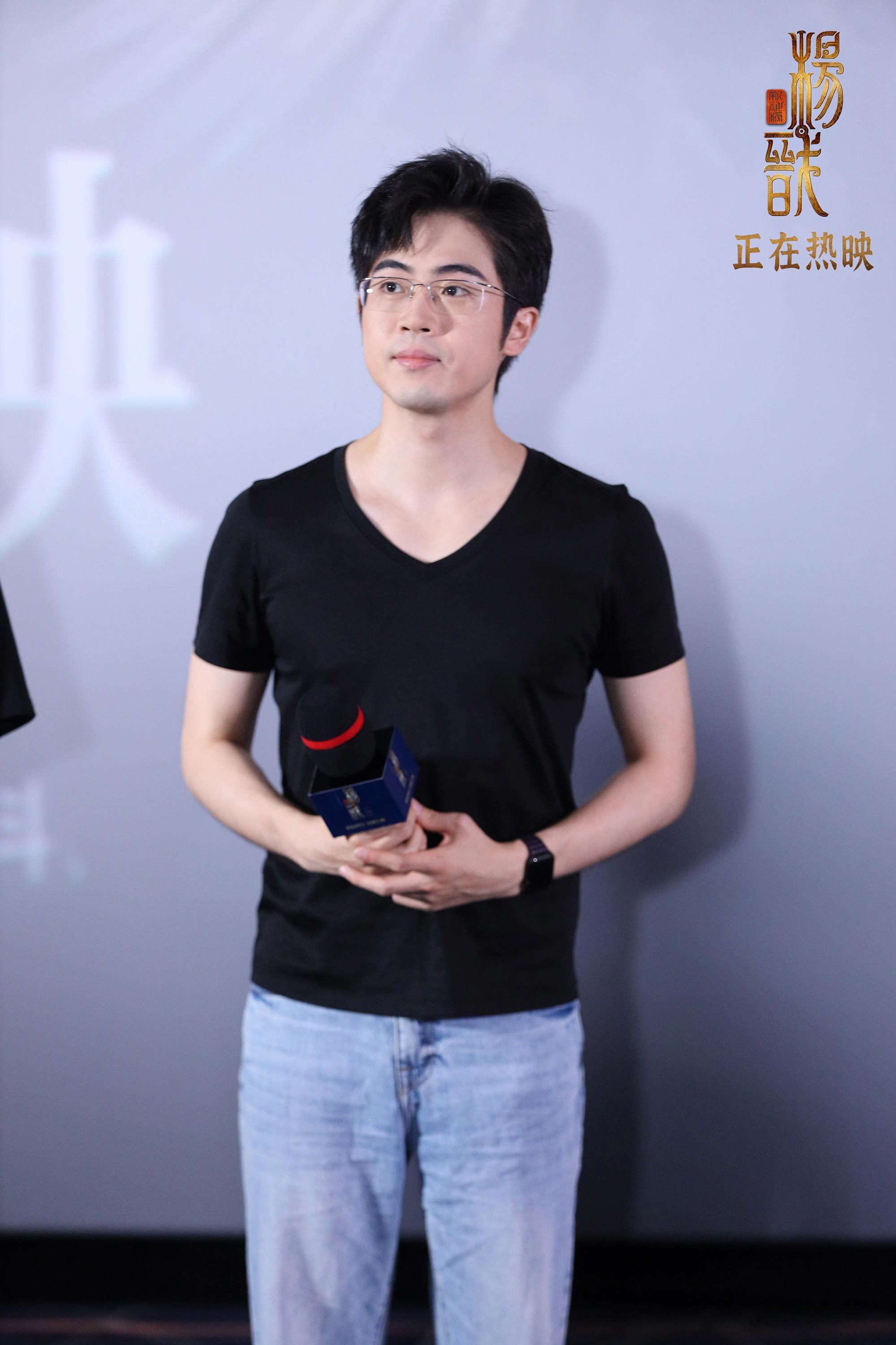 《新神榜:杨戬》今日好评上映 超凡冒险燃炸视效惊艳大银幕_凤凰网