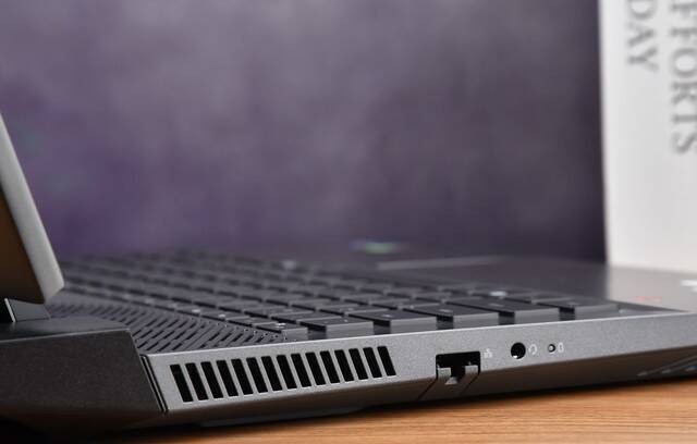 Cherry机械键盘加持 戴尔游匣G16评测