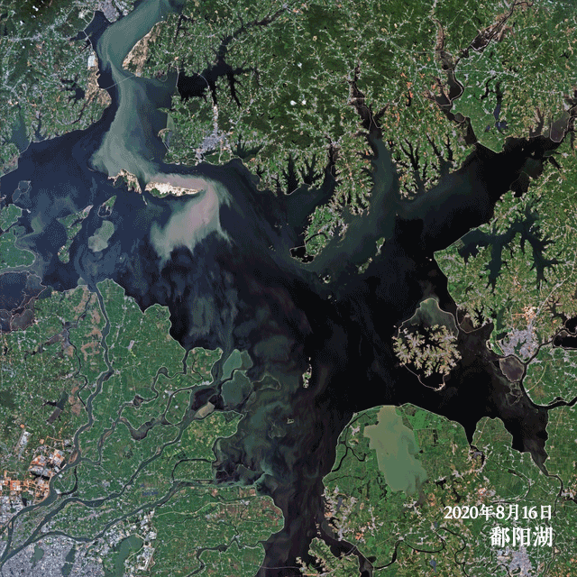 2020年8月16日和2022年8月21日拍摄的鄱阳湖卫星影像。