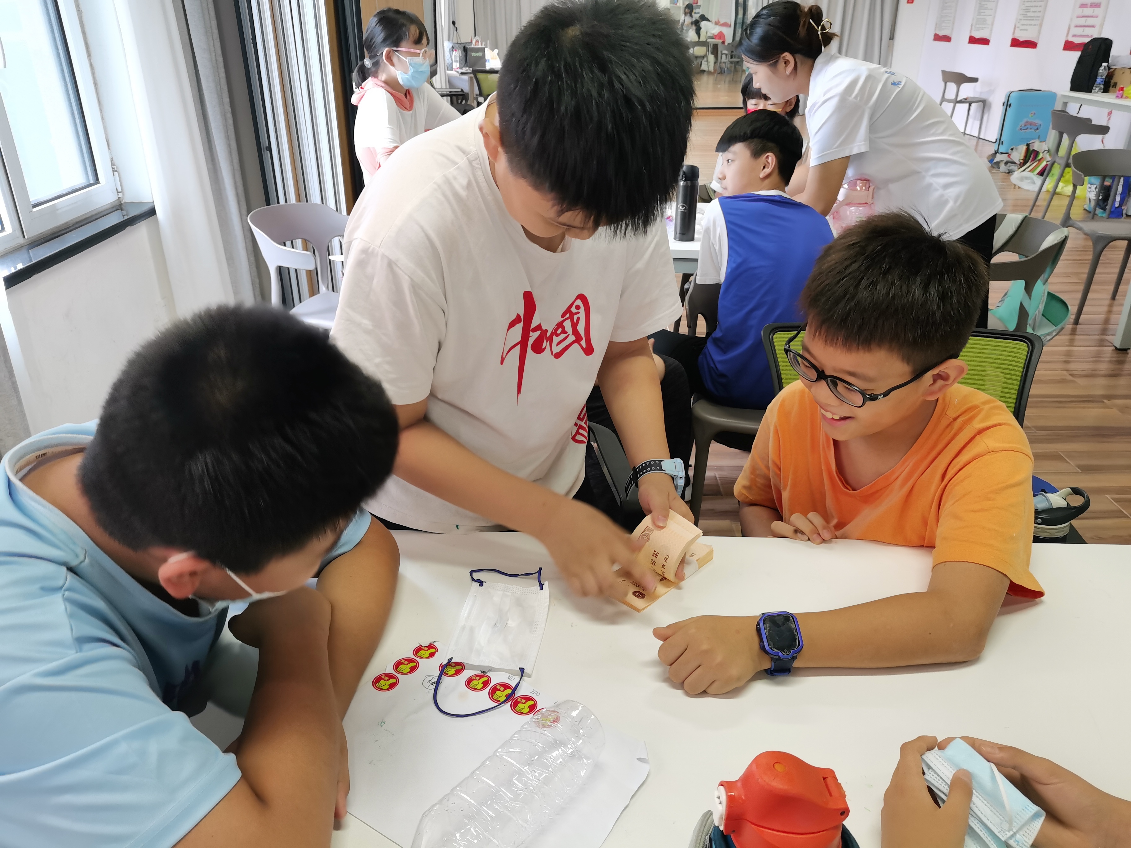 打通服务社区群众最后一公里 青职七彩假期欢乐公益托管营项目结营