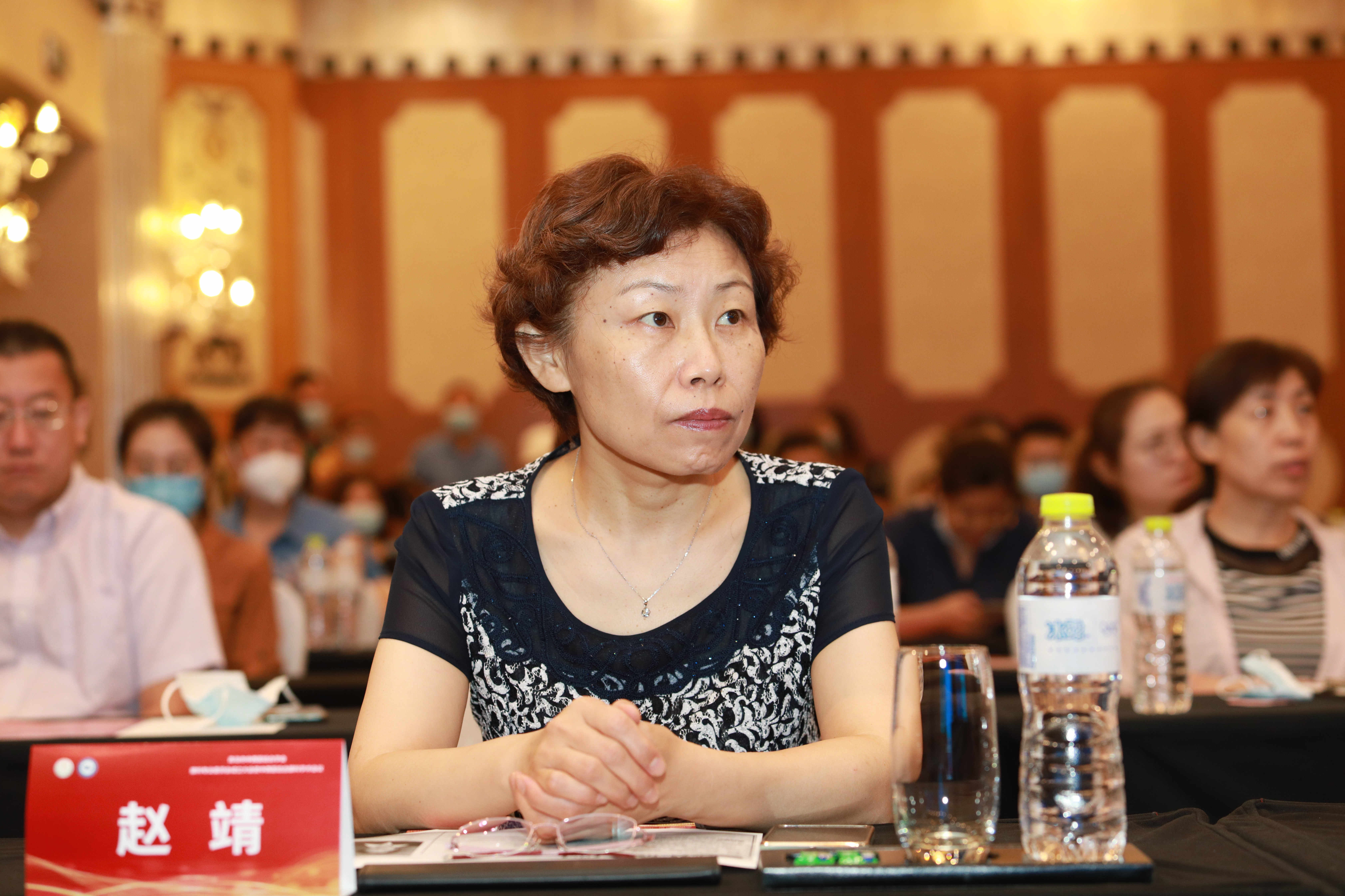 眼科医院潘晓晶教授当选为主任委员;于湛,王树真,仝桂平,杨先,张昱,张