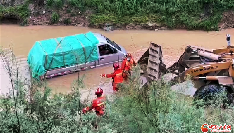 强降雨引发洪涝 甘肃19县逾7万人受灾