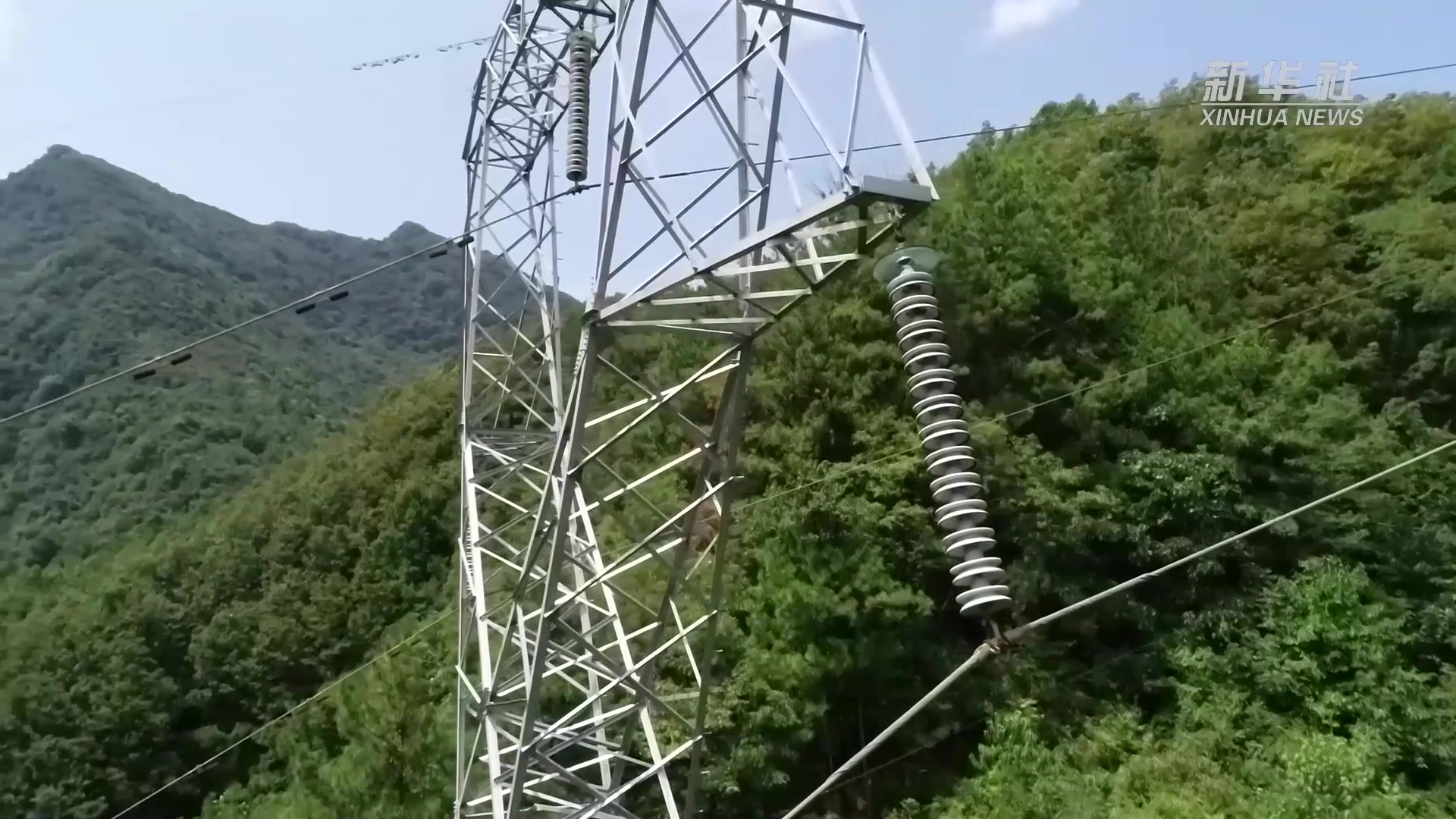 战高温 守护陇电入川唯一输电通道