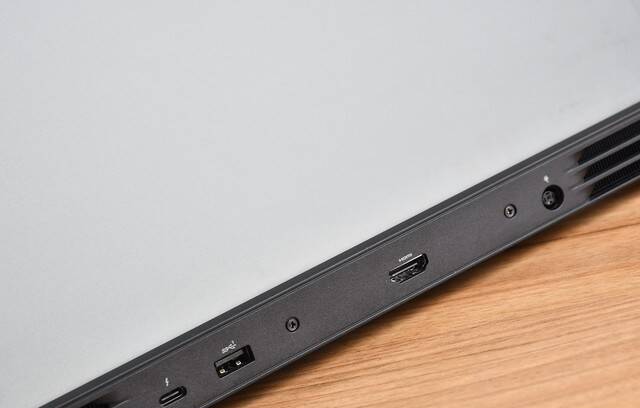 Cherry机械键盘加持 戴尔游匣G16评测