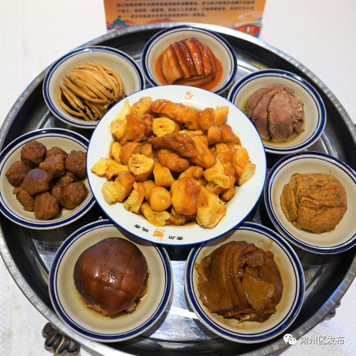 厨神现场秀"十八般武艺" "肃菜"争"香"斗艳大饱眼福