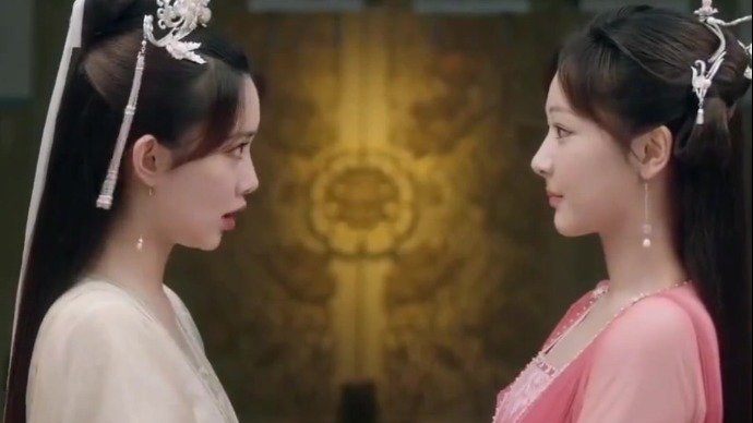 孟子义回应新剧艳压杨紫 美女贴贴不搞雌竞