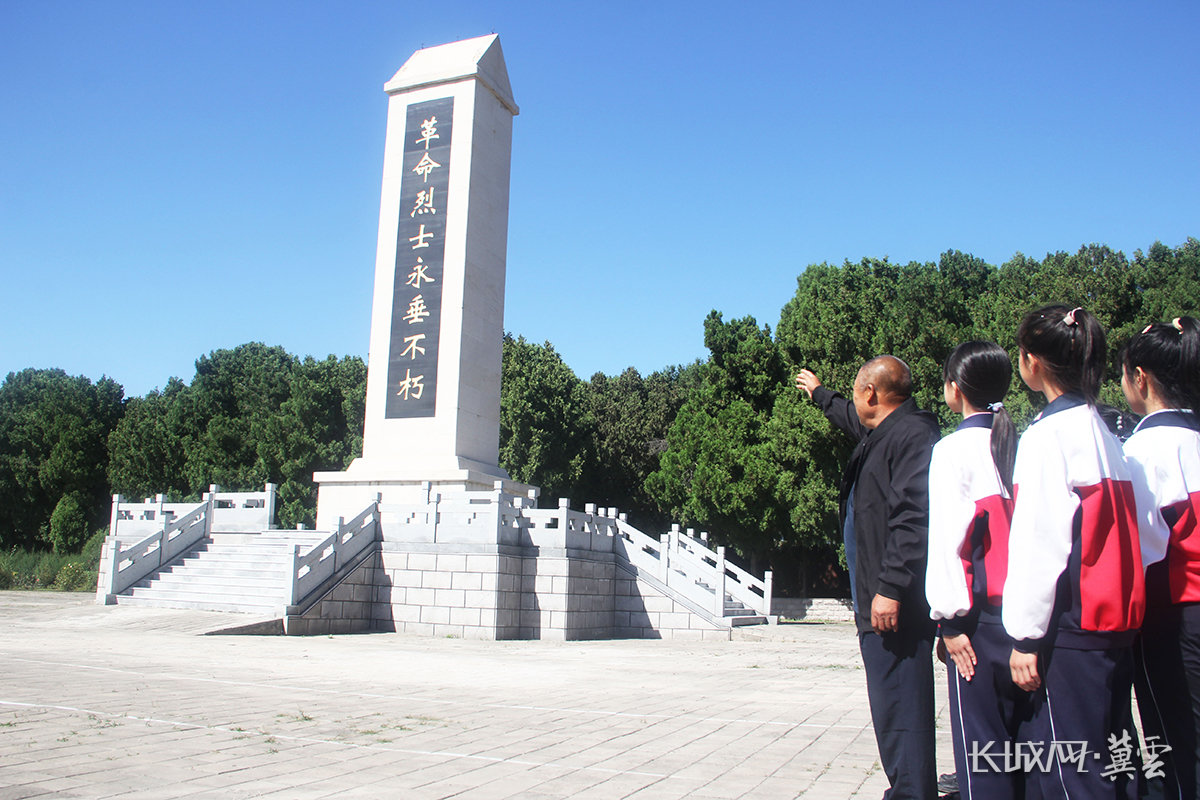 唐山丰润烈士陵园图片