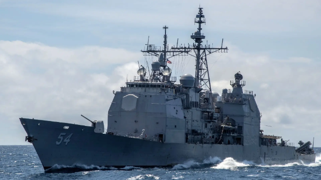 东部战区回应美舰过航台湾海峡：全程跟监警戒
