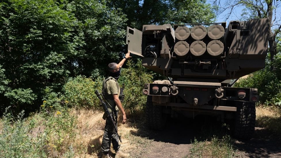 美国援助的“海玛斯”火箭炮已经被乌军集结到赫尔松一带