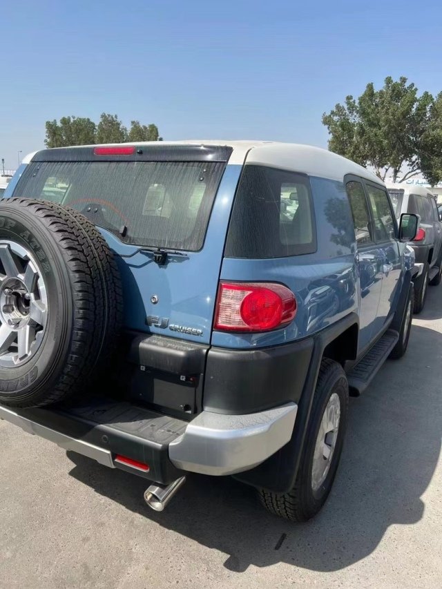 22款丰田fj酷路泽40gxr港口最新报价