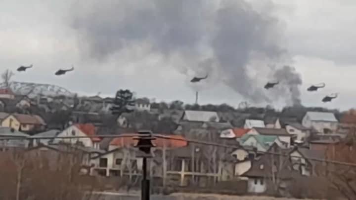 开战第一击，突袭安东诺夫机场的俄军空中突击部队