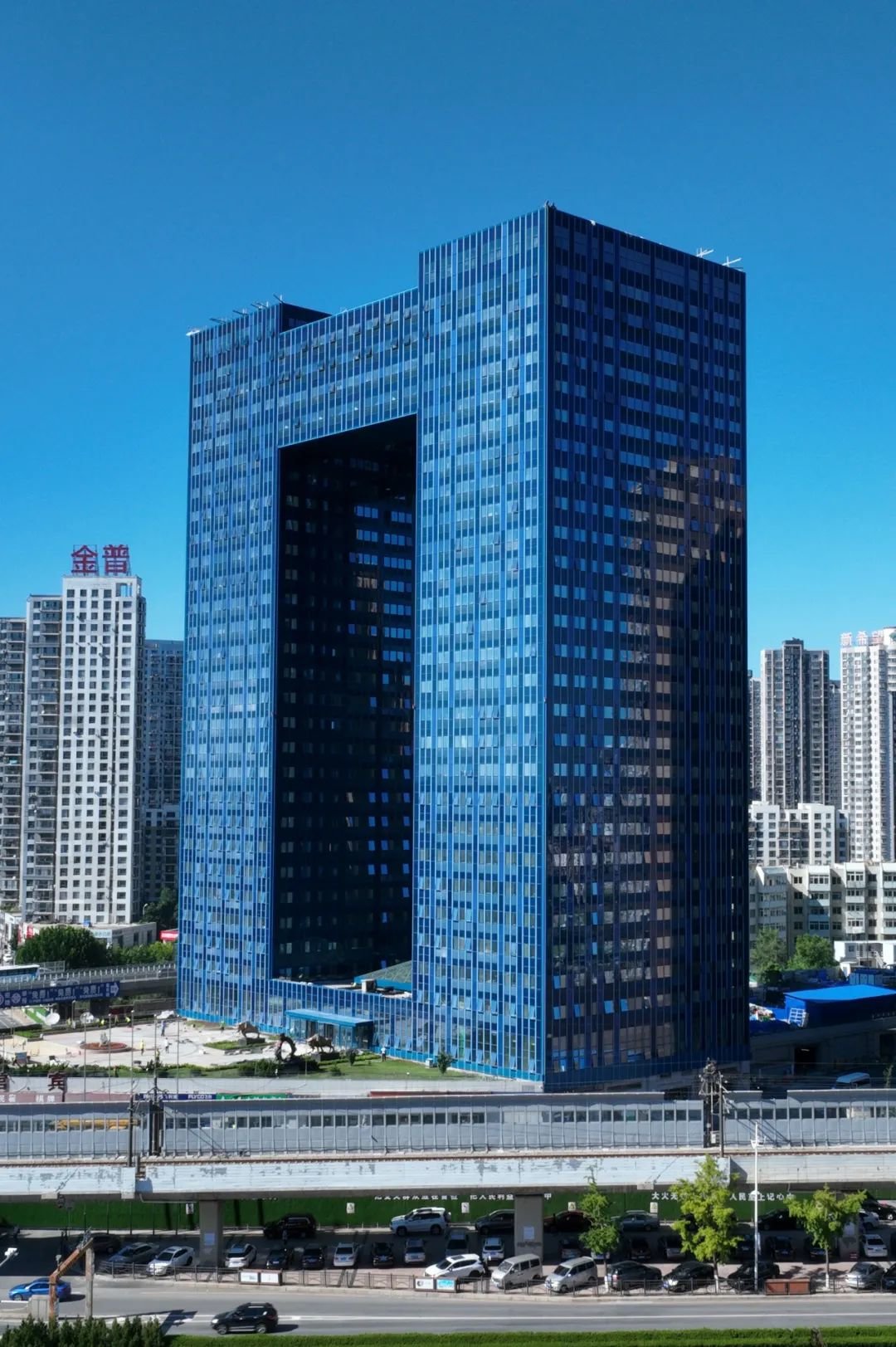 凯旋国际!"凯旋"归来! ——凤凰网房产大连