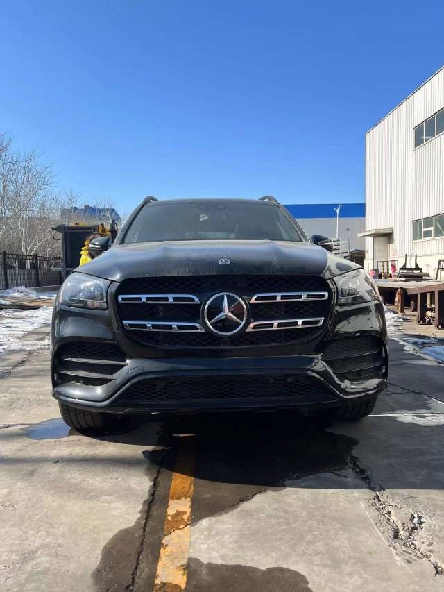 21款奔驰gls5807座堪称越野车中的典范