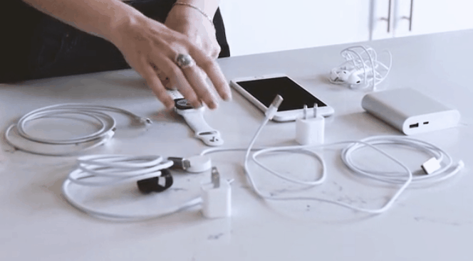 9合1超级充 手机 手表 耳机全搞定 颠覆你对充电器的认知 凤凰网