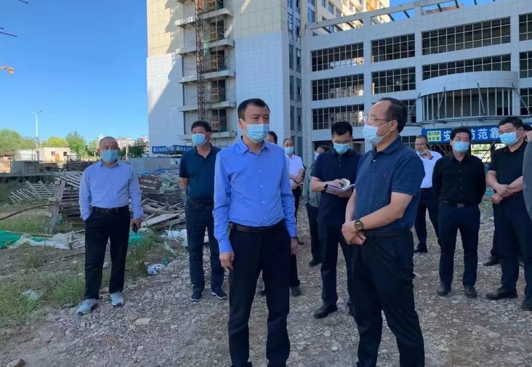 平泉市市长何会岭调研民生实事项目建设情况凤凰网河北_凤凰网