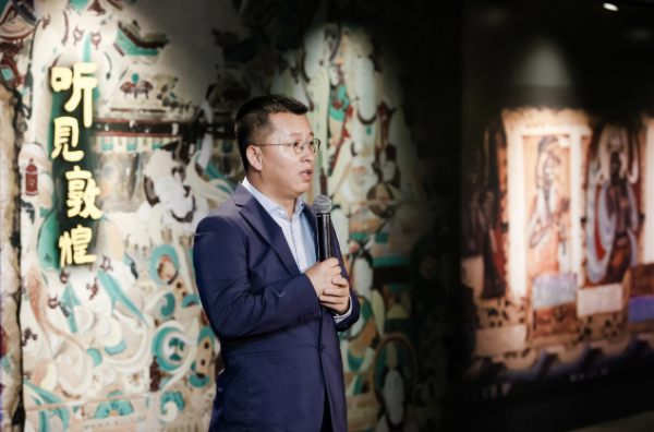 中华世纪坛艺术馆执行馆长冀鹏程