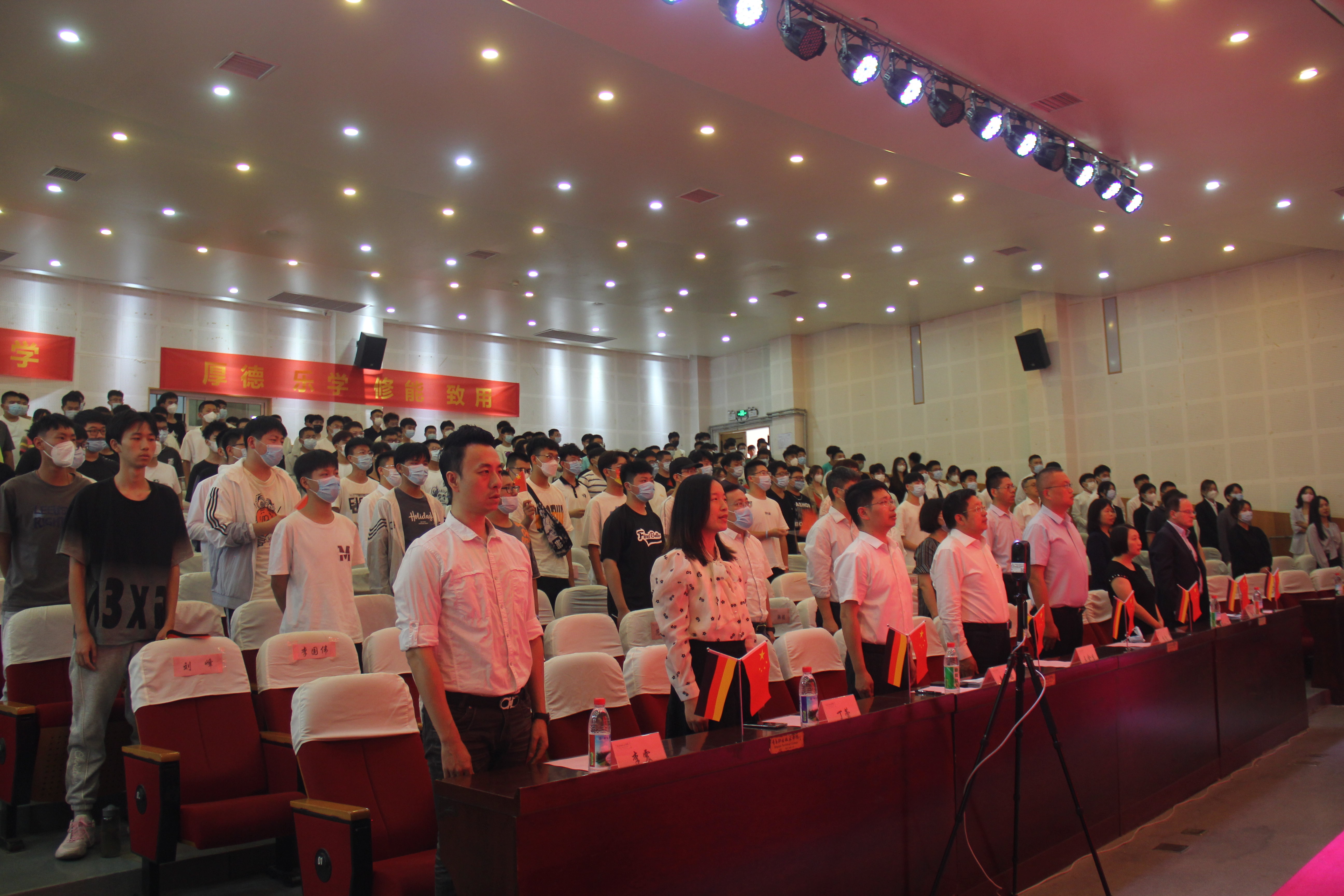 踏入国际化办学新征程——青岛职业技术学院青德学院举办2022级新生开学典礼