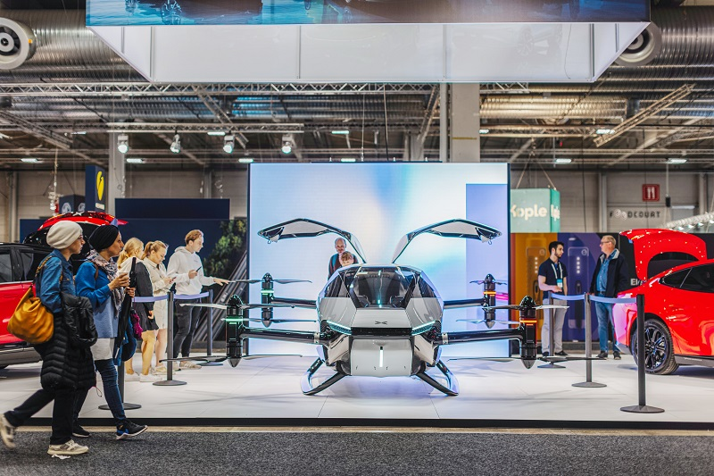 图源：小鹏汽车官网 挪威第35届世界电动车大会上的小鹏旅航者X2