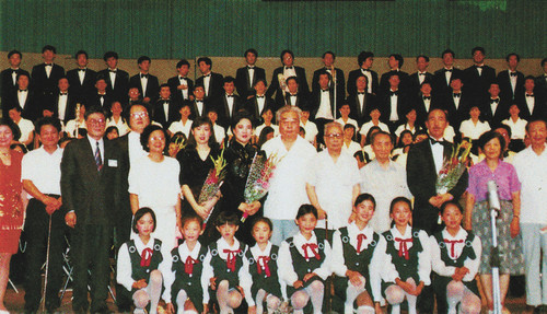 1990年台湾爱乐合唱团与中央乐团合唱团在北京联合演唱《黄河大合唱》