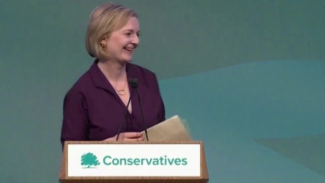 英国迎来第三位女首相，特拉斯如何引领英国走出困局？