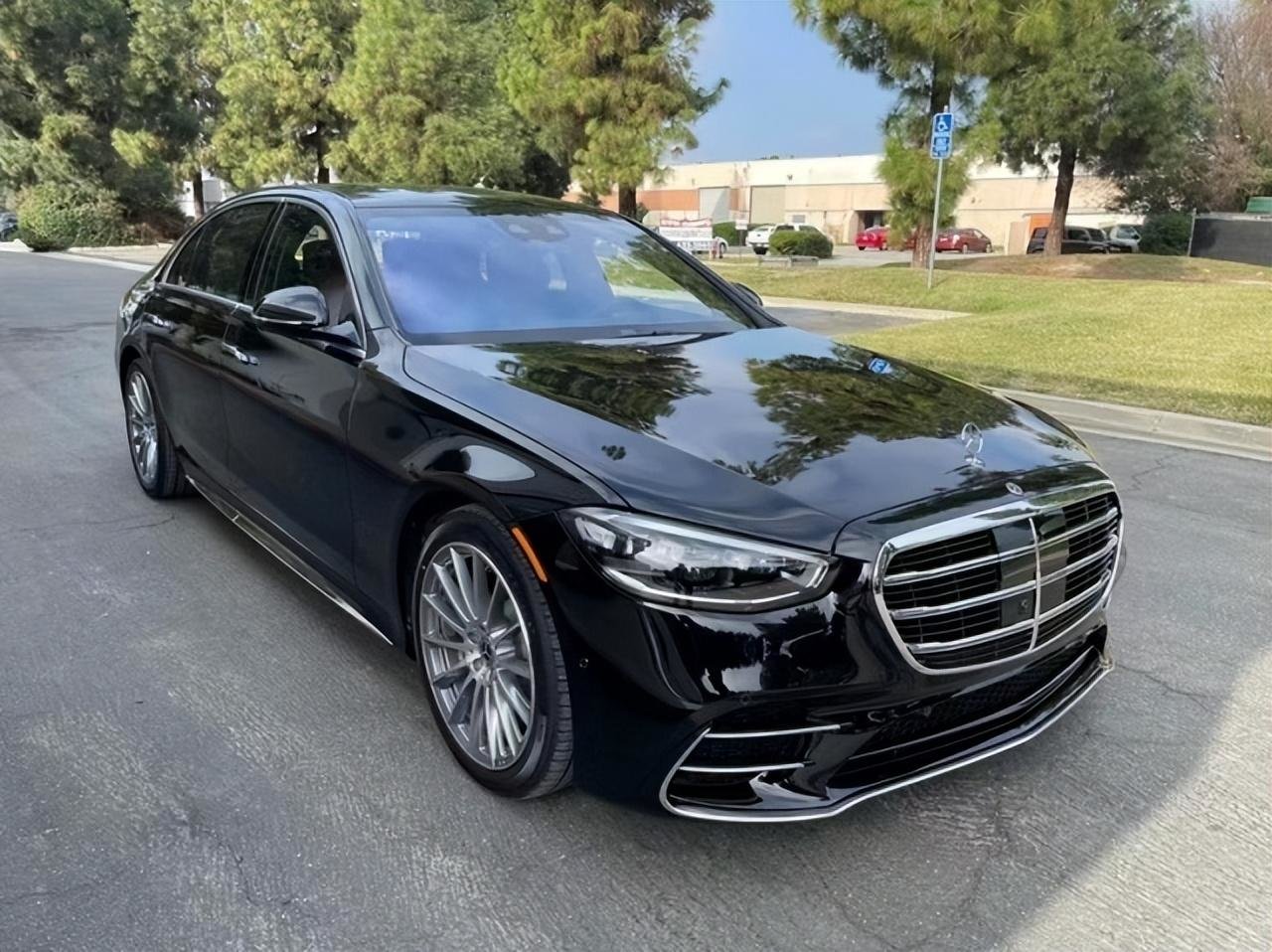 2022款奔驰s500天津港现车充足可分期价_凤凰网汽车_凤凰网