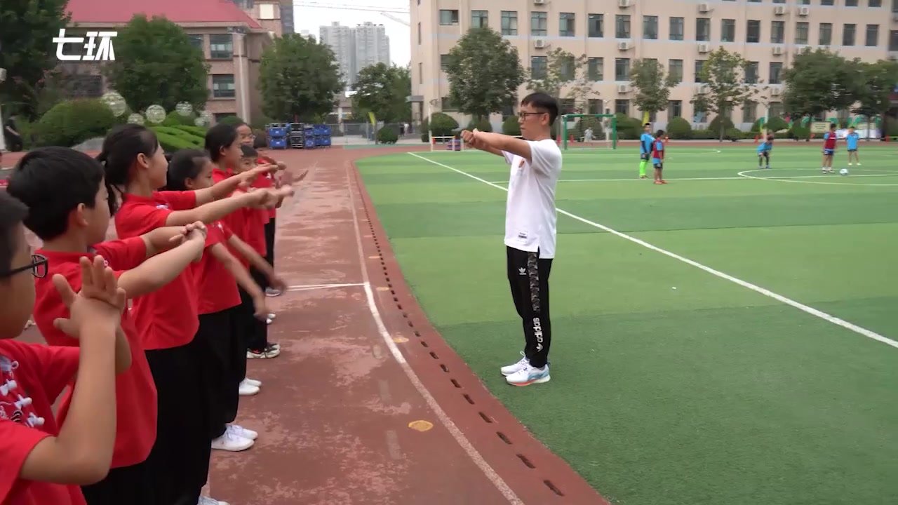 致敬“燃灯者”｜习武25年做体育老师教小学生，希望传统体育项目得到发扬