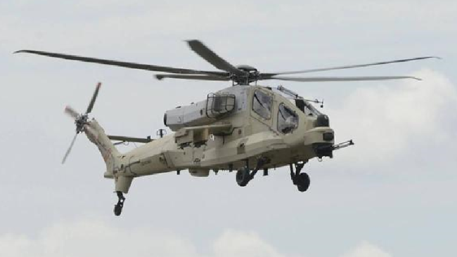 新一代武装直升机面世 意大利“超级猫鼬”空中首秀